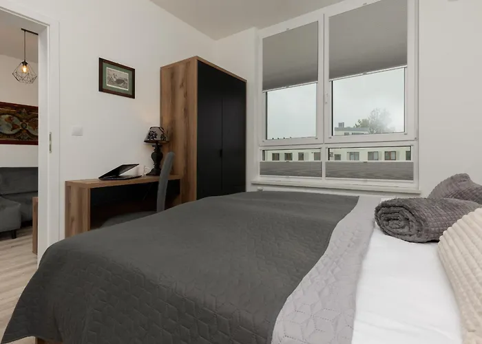 Spacious With Parking Ursus By Renters Prestige * Warschau