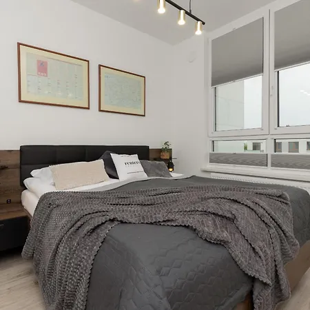 Spacious With Parking Ursus By Renters Prestige Apartment Warsaw