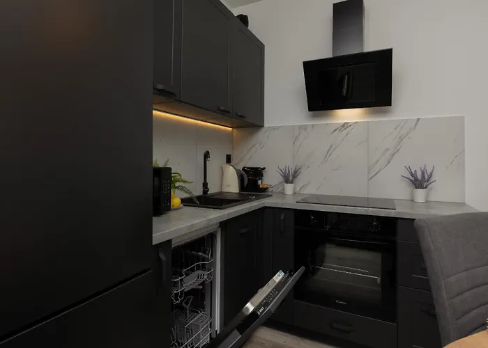 Appartement Spacious With Parking Ursus By Renters Prestige Varsovie